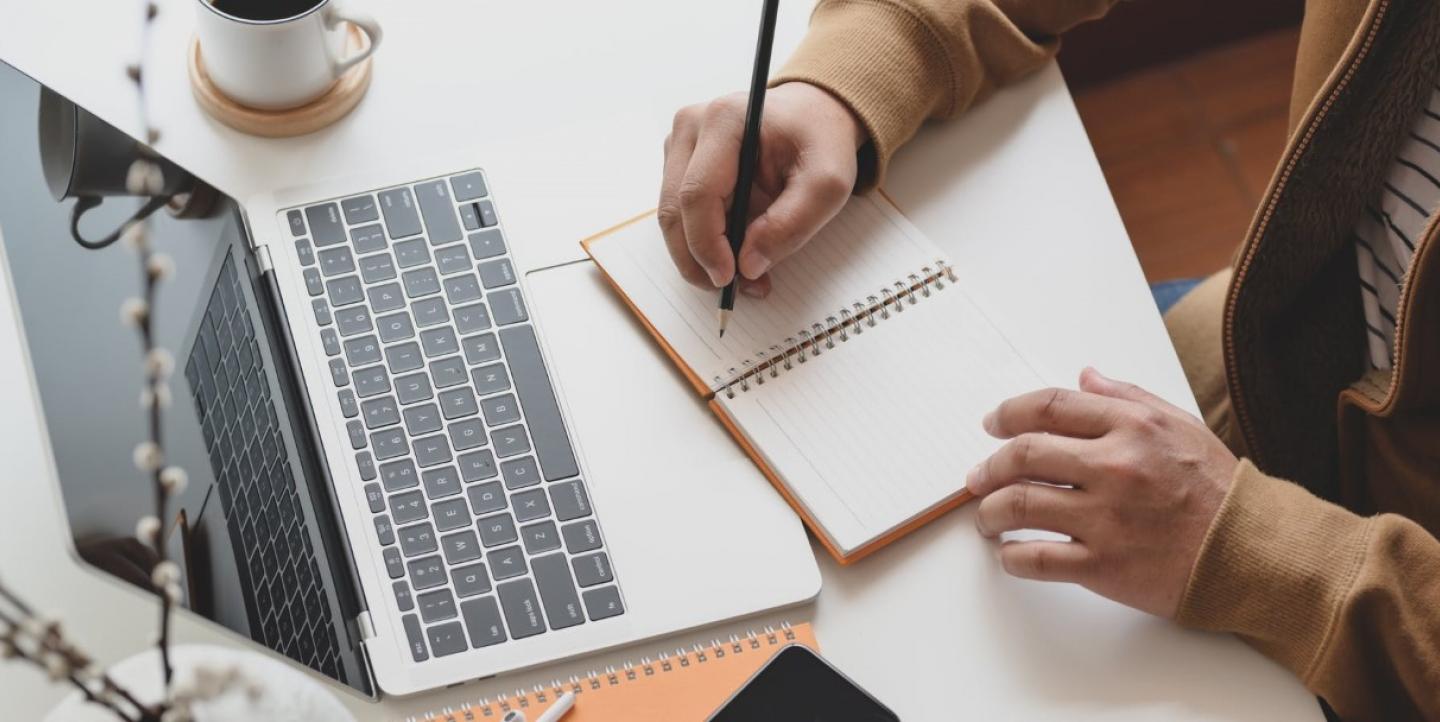 نموذج سيرة ذاتية جاهز للتعبئة pdf مجاني وقابل للتعديل